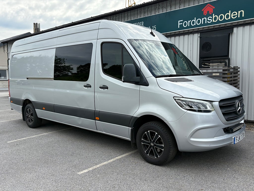 Mercedes-Benz Sprinter 316 CDI Dubbelhytt Mixto 5-sits Drag