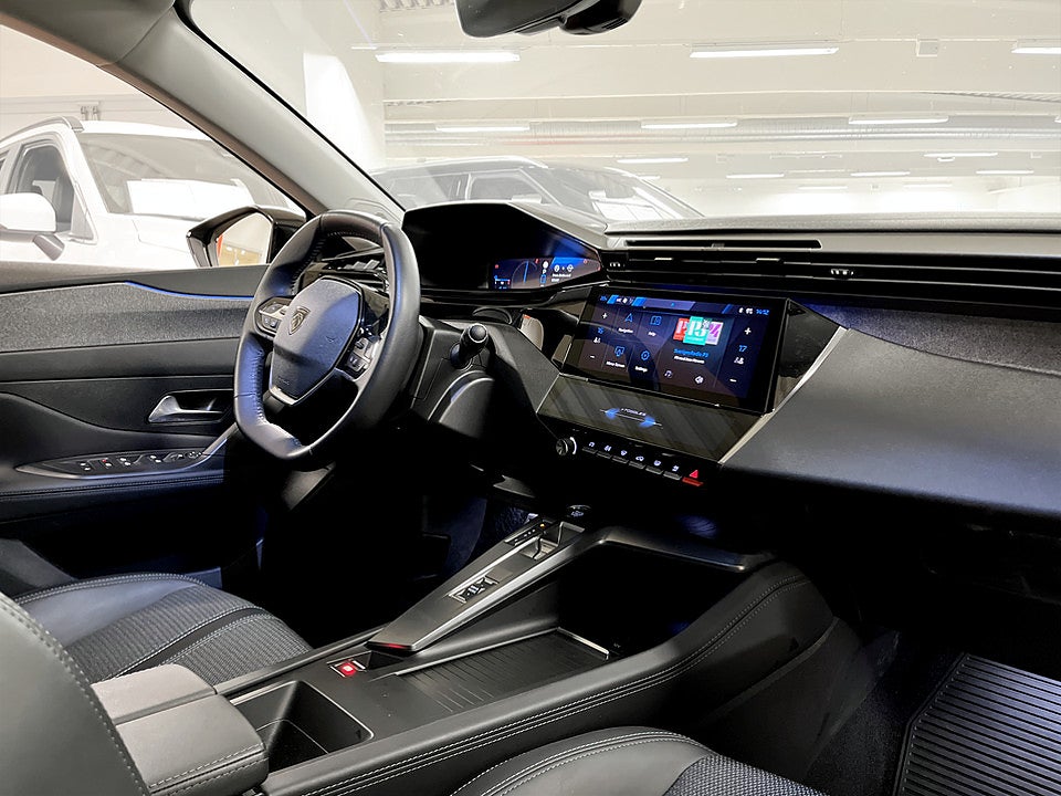 Bild på Peugeot 308 sw SW Allure Pack PHEV 180hk Aut B-KAMERA DRAG