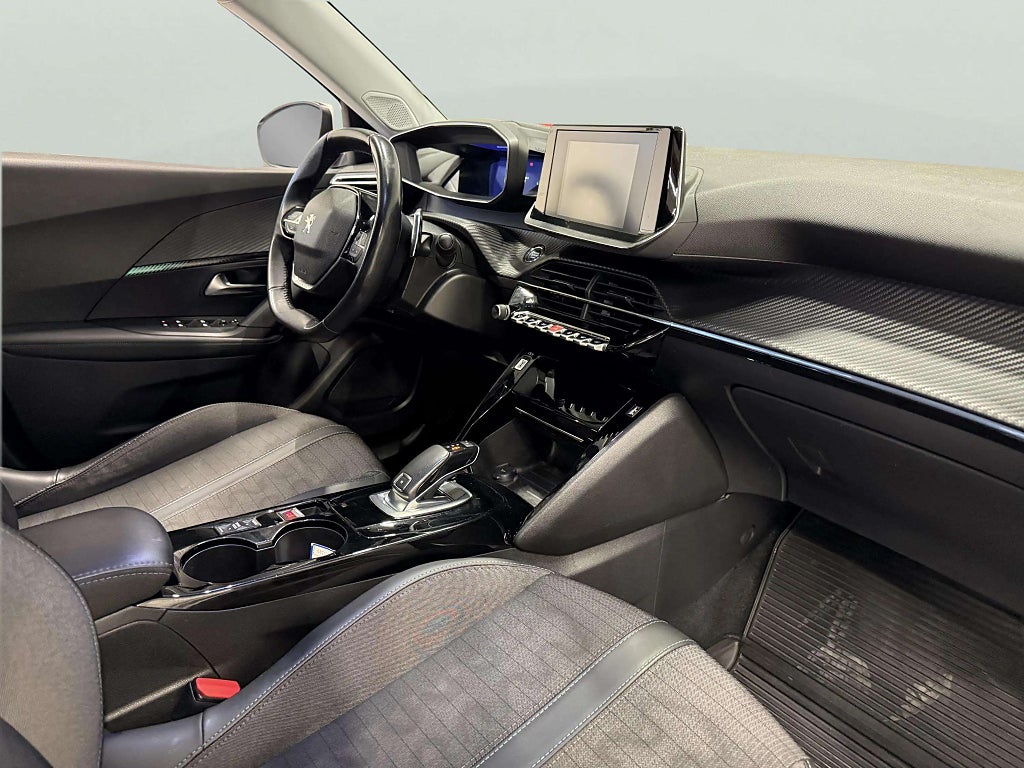 Peugeot 2008 1.5 BlueHDi 130 Automat GT-line Dragkrok V-hjul Nyservad MOMS - miniatyr 12