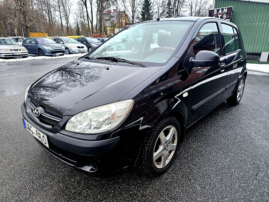 Hyundai Getz 5-dörrar 1.4 Ny besiktat Ny kamrem Ny servad 
