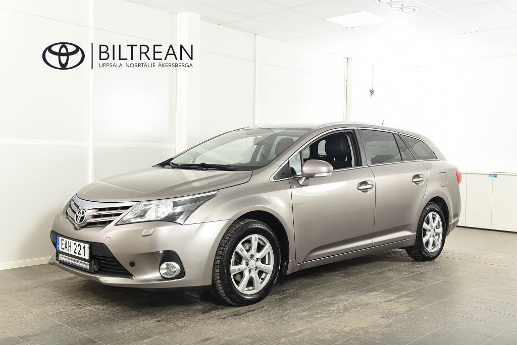 Toyota Avensis Kombi 1.8 Edition Feel Drag V-hjul Motorvärmare