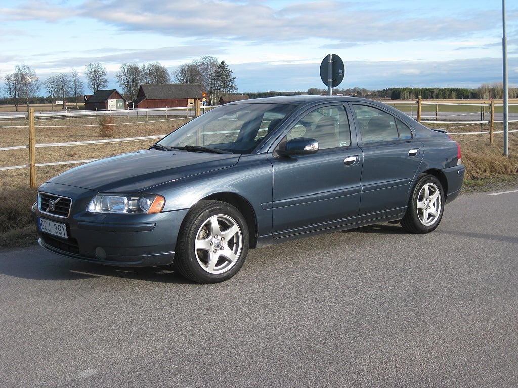 Volvo S60 2.4 Euro 4 nybes drag kamrem bytt 26-04-14