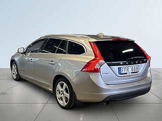 Volvo V60 D3 Summum M-Värmare/Skinn/P-Värmare/LED-Ramp/P-Sensorer