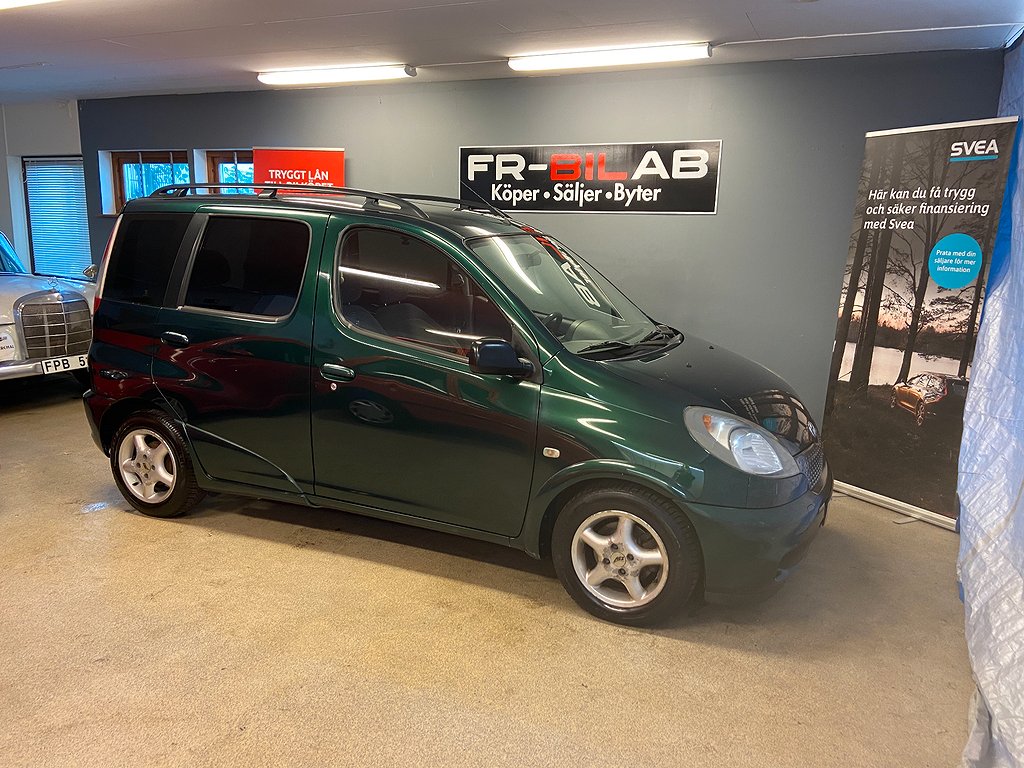 Toyota Yaris Verso 1.3 VVT-i Super ECT AutomatNy-besiktigad 