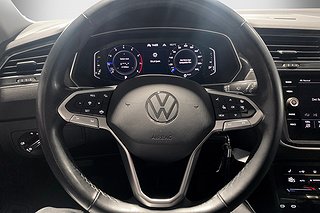 SUV Volkswagen Tiguan 16 av 27