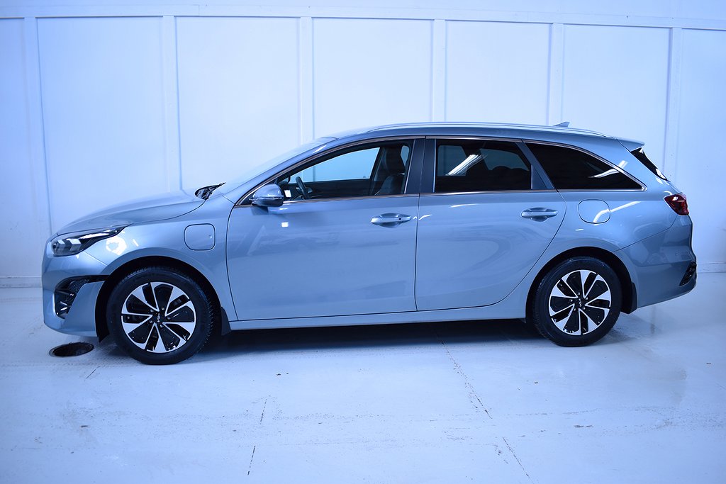 Kia CEED Sportswagon Plug-in Hybrid DCT 141hk Advance V-hjul