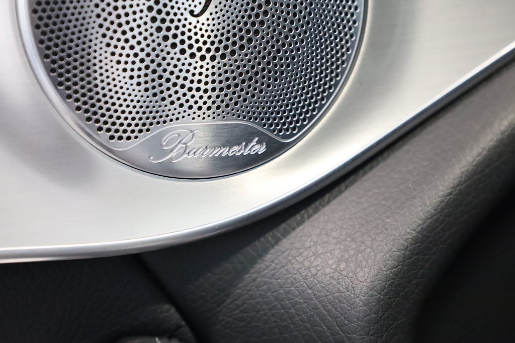 Mercedes-Benz GLC 250 d 4MATIC AUT Drag Värmare Burmester Kamera Navi