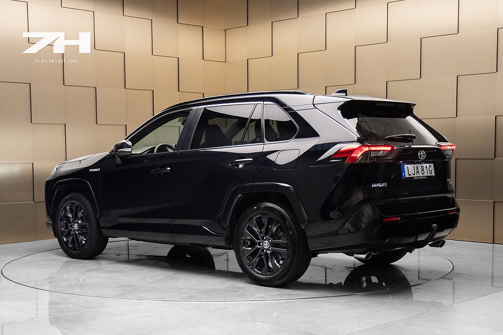Toyota RAV4 Hybrid AWD Attitude / JBL / 360° / Drag