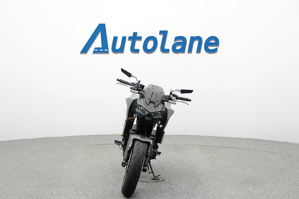 Kawasaki NINJA Z650* Traction control ABS Bluetooth