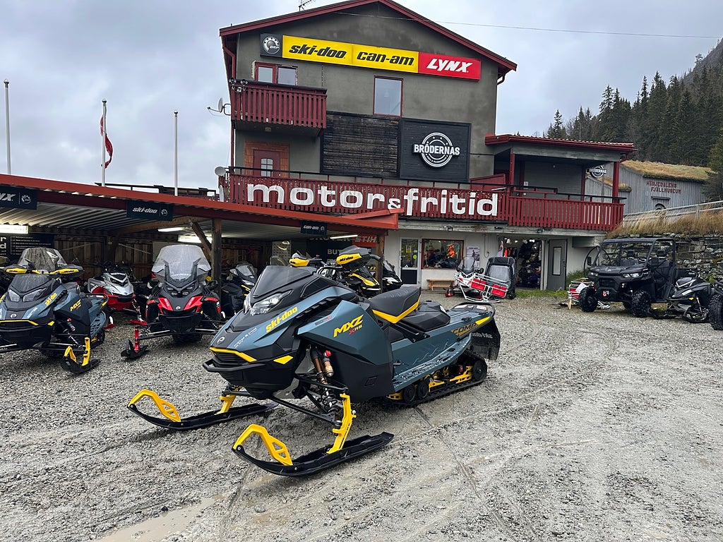 Ski-Doo MXZ X-RS Competiton 850 E-Tec Turbo R *HUB -26 *KAMPANJ 
