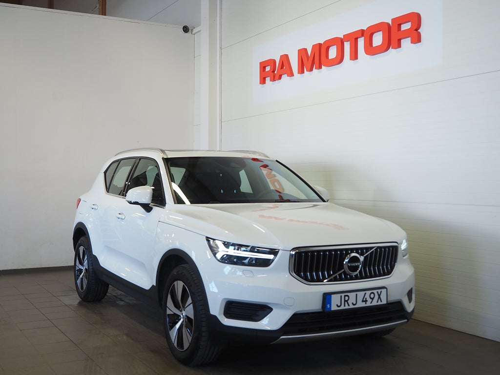 Volvo XC40 Recharge T4 211hk DCT Momentum |Pano | Navi | Keyless | 2022