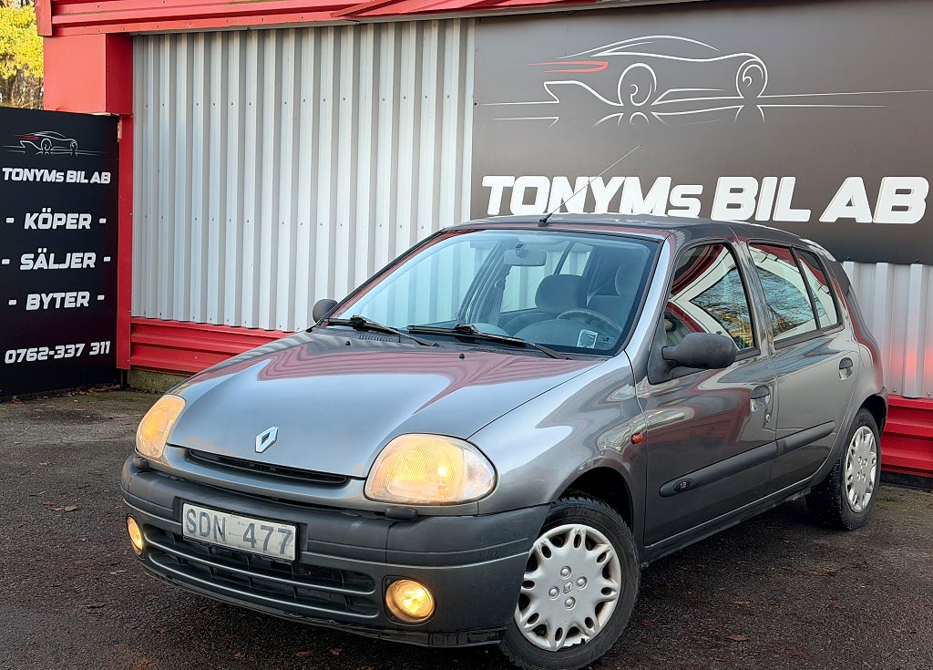 Renault Clio 5-dörrars Halvkombi 1.2