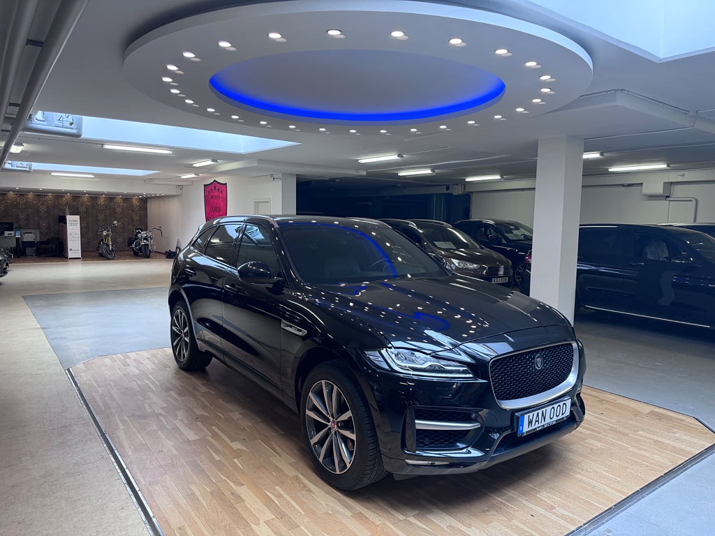 Jaguar F-Pace 30t AWD R-Sport 300hk, Euro 6, panorama