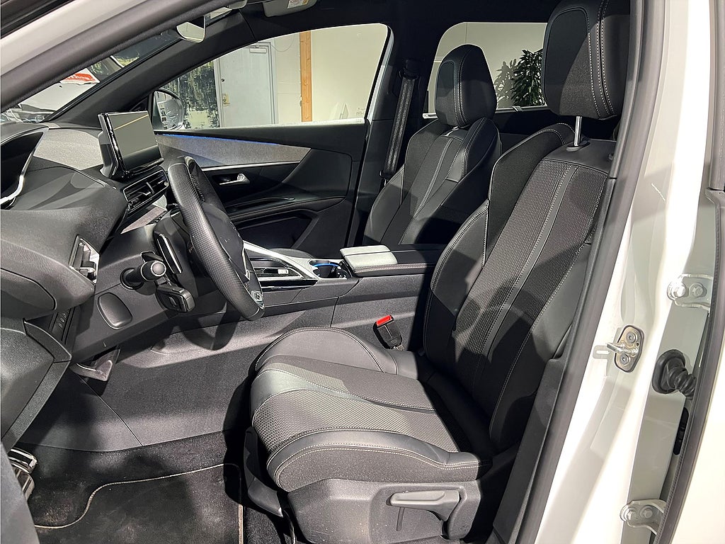 Bild på Peugeot 5008 GT Black Pack 1.2 PT 130hk Aut - DRAG, ELBAKLUCKA