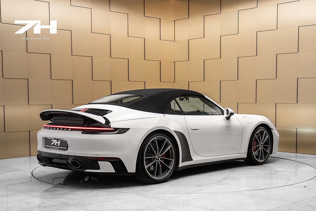 Porsche 911 Carrera S Cab Sport Chrono Sportavgas PASM Kamera