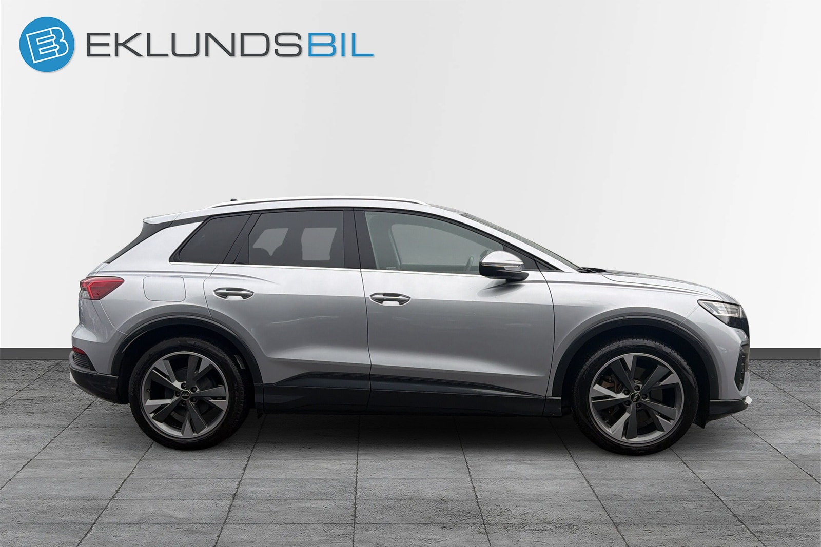 Audi Q4 E-Tron Q4 40 e-tron Comfort, Sport Edition 2023 - miniatyr 4
