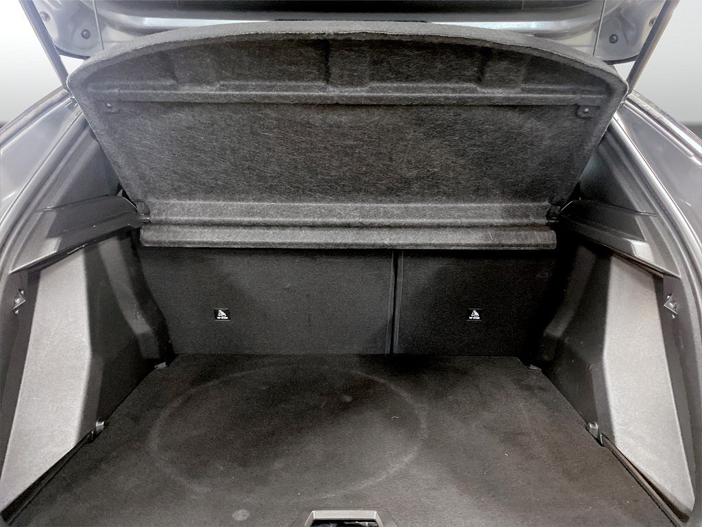 Peugeot 2008 1.2 PureTech 130 EAT, 131hk, 2024