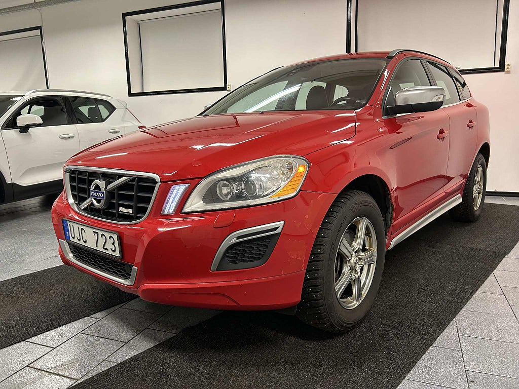 Volvo XC60 D3 163 hk R-Design Läder S/V Välservad Manuell
