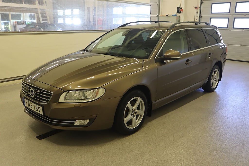 Volvo V70 II D4 Classic Momentum AUT DRAG NAV VINGE VHJUL