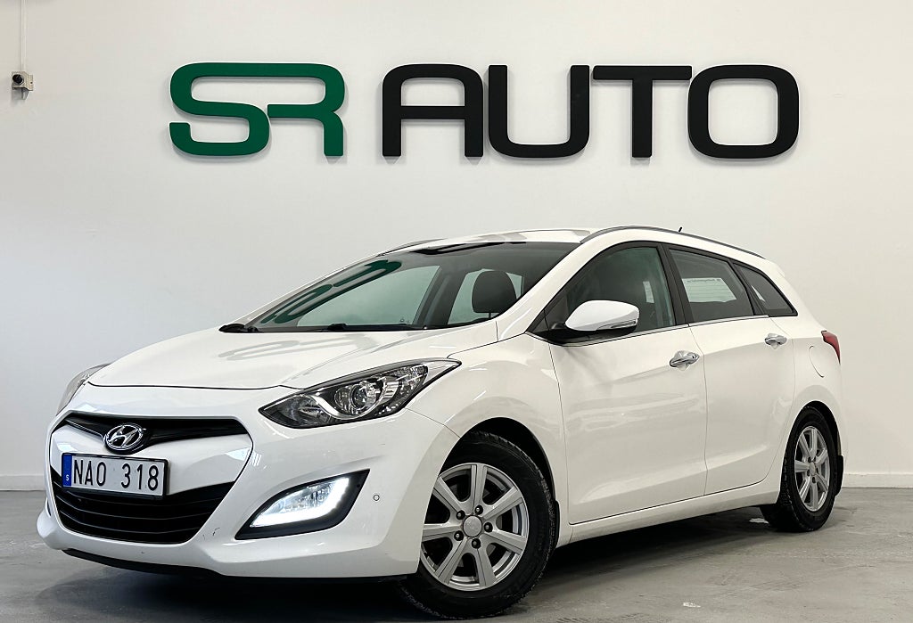 Hyundai i30 Kombi 1.6 CRDi | Backkamera | Keyless | SoV-Hjul