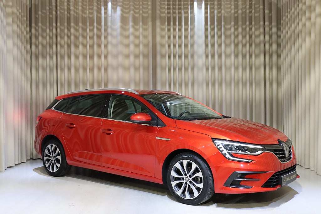 Renault Mégane Sport Tourer 1.3 TCe 140HK Cockpit Navi V-Hjul
