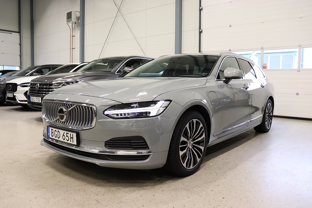 Volvo V90 Recharge T6 AWD 360° H/K B-Värm Drag BLIS 350hk