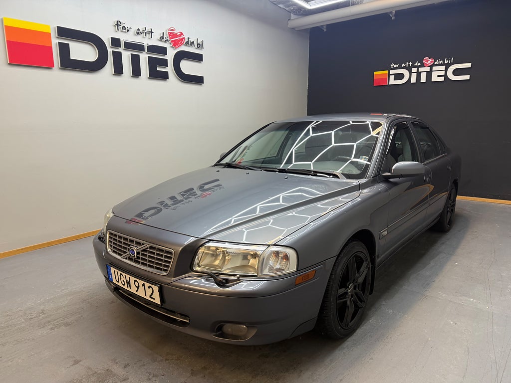 Volvo S80 2.4 Business,dragkrok,Mvärmare,AC,Besiktigad.
