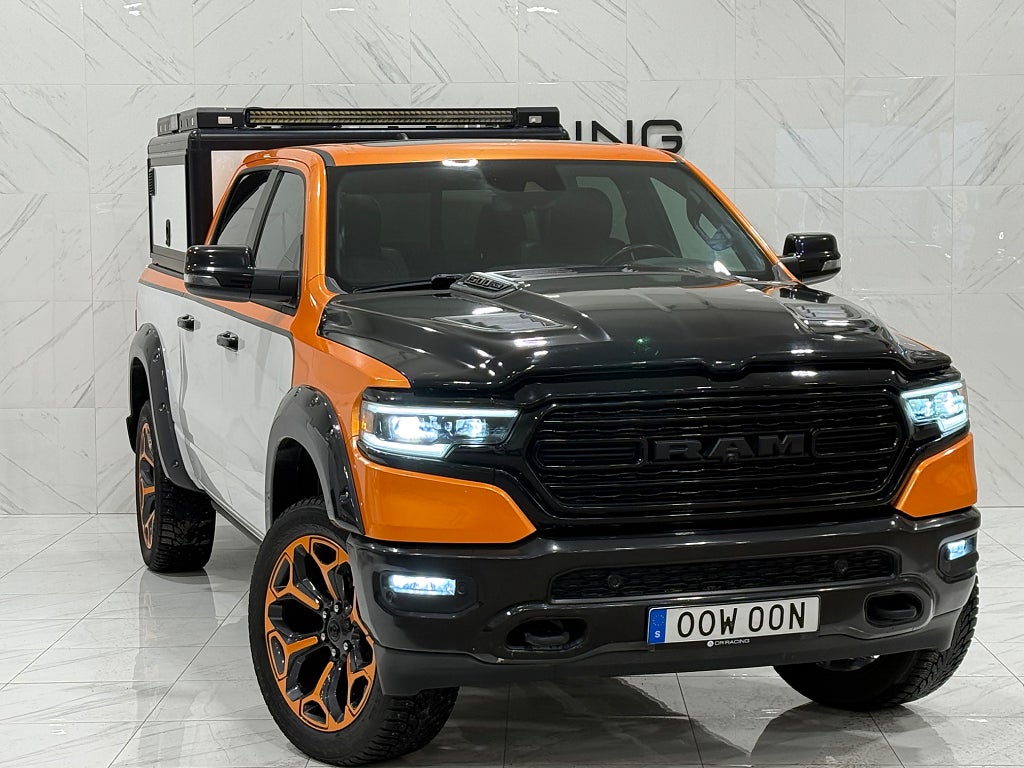 RAM 1500 Crew Cab 5.7 V8 HEMI 4x4MOMS|Se spec|UNIK BRUTAL|