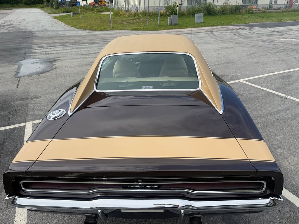 Dodge Charger 500 V8