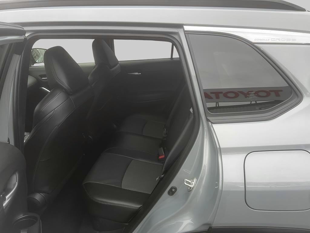 Toyota Corolla Cross 2023 - miniatyr 8