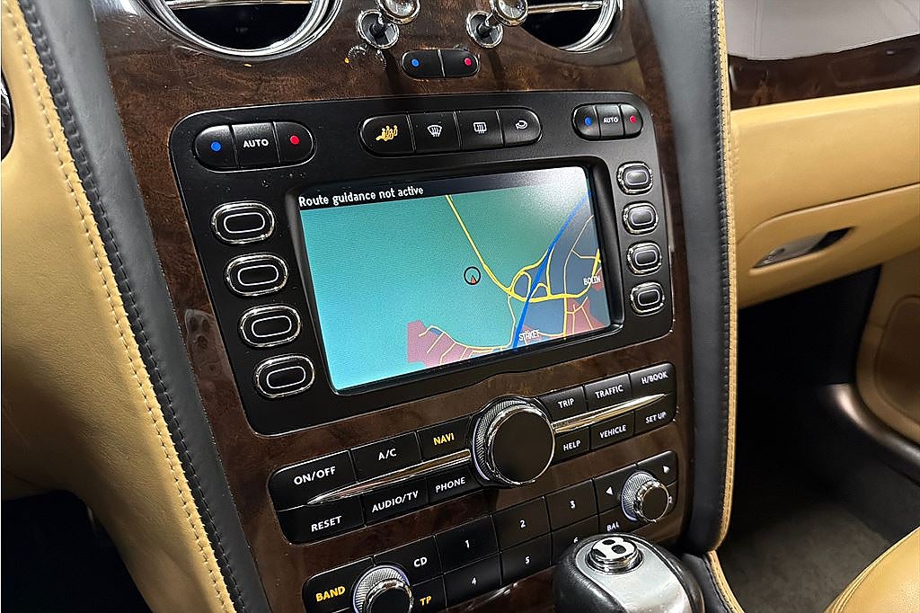 Bentley Continental Flying Spur L 6.0 W12 AWD, 560hk, 2006, Unik