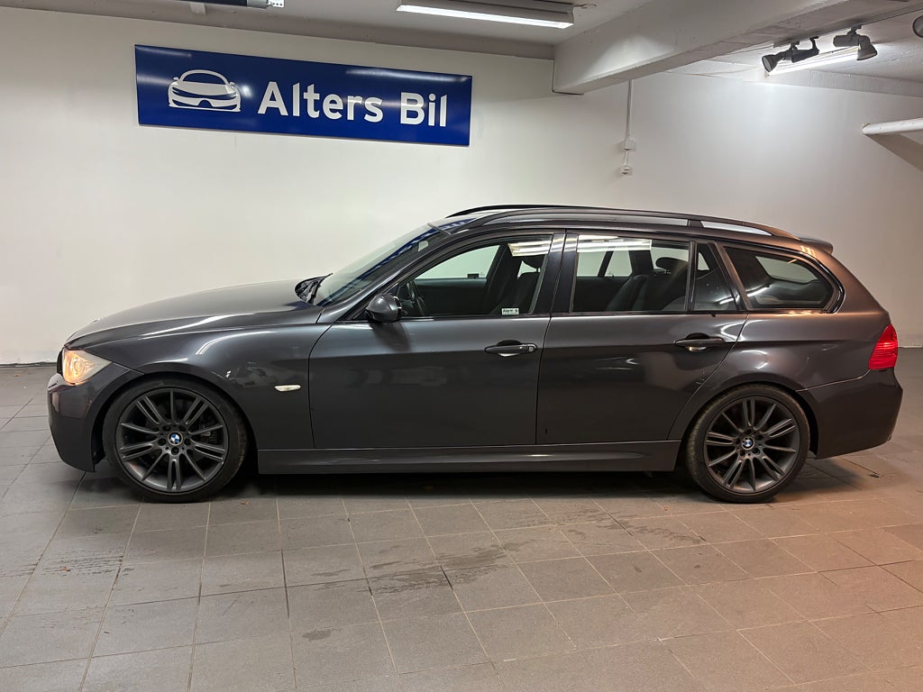BMW 330i Touring ,  Full M Sport  ställbar colis