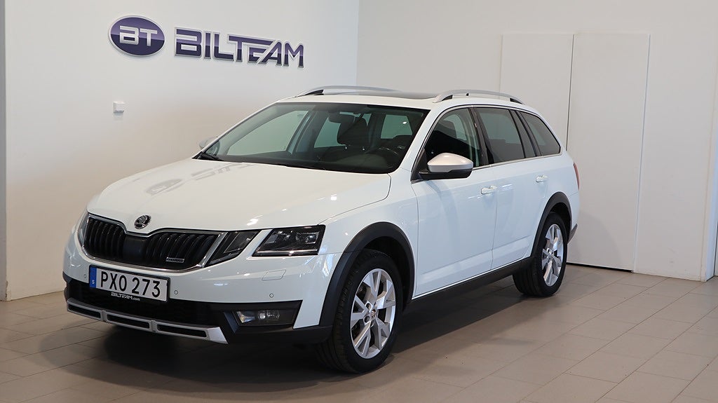 Skoda Octavia Combi SCOUT  TSI180 DSG 4X4