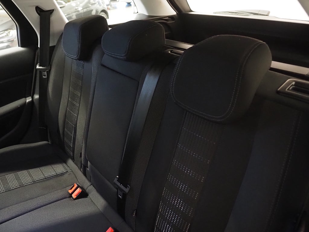 Peugeot 308 SW 1.2 130hk Allure Automat Drag PDC Keyless 2015