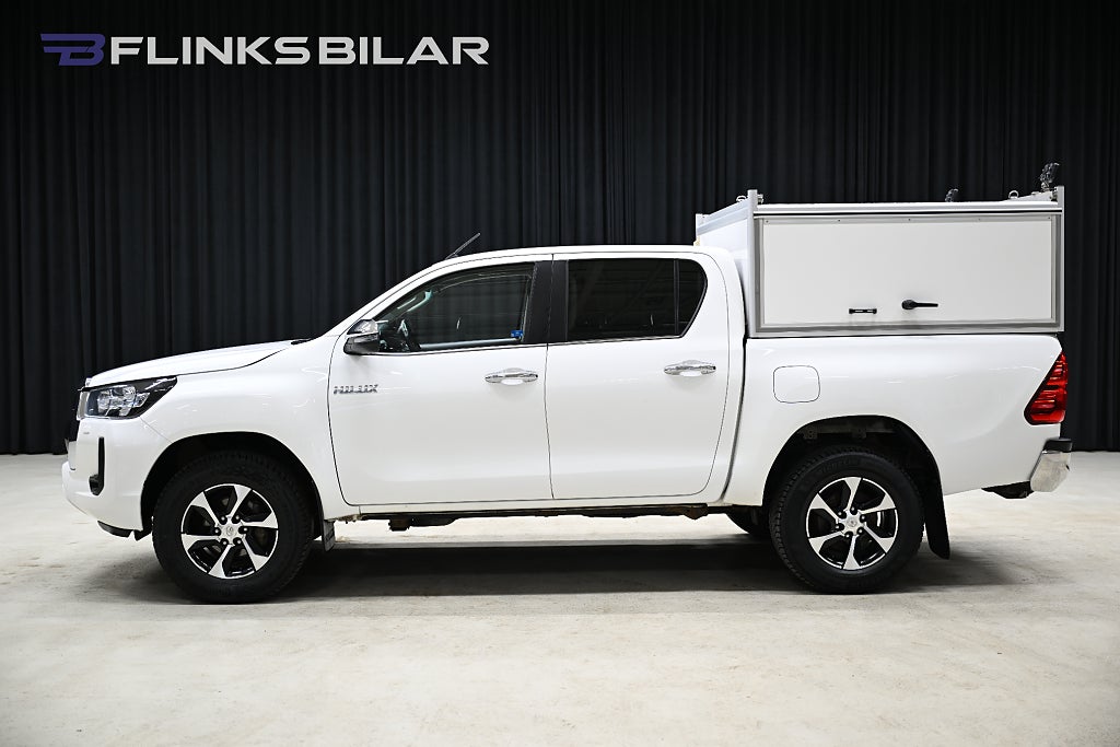 Toyota Hilux 2.4 AWD 150HK Automat|Kåpa|Släde|Drag|Värmare|Leasbar