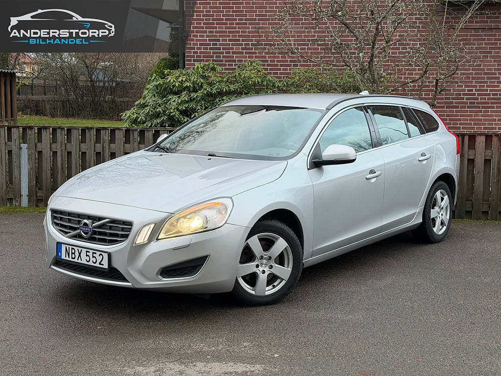 Volvo V60 D2 Powershift / Kamrembytt / Momentum / Euro 5