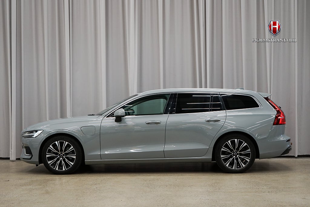 Volvo V60 Recharge T6 AWD Core Drag P-värme Kamera BLIS MOMS