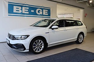 Volkswagen Passat Sportscombi GTE Variant DSG 218HK Dragkrok Backkamera