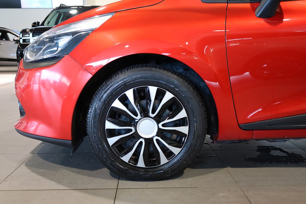 Renault Clio 1,2 73 HK Navi Keyless Blåtand 2015