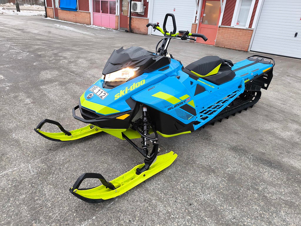 Ski-Doo Summit 850 X  165"  
