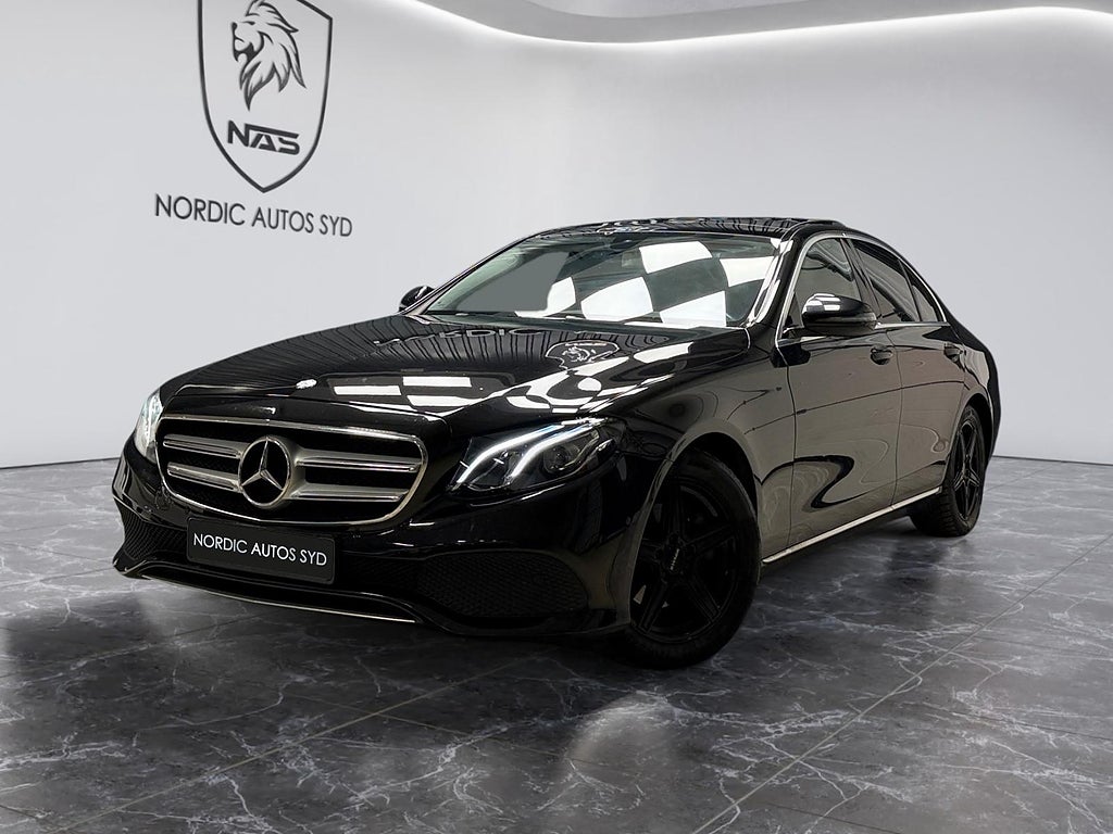 Mercedes-Benz E220 d 220 d / Panorama / Avantgarde / Navi / Kamera