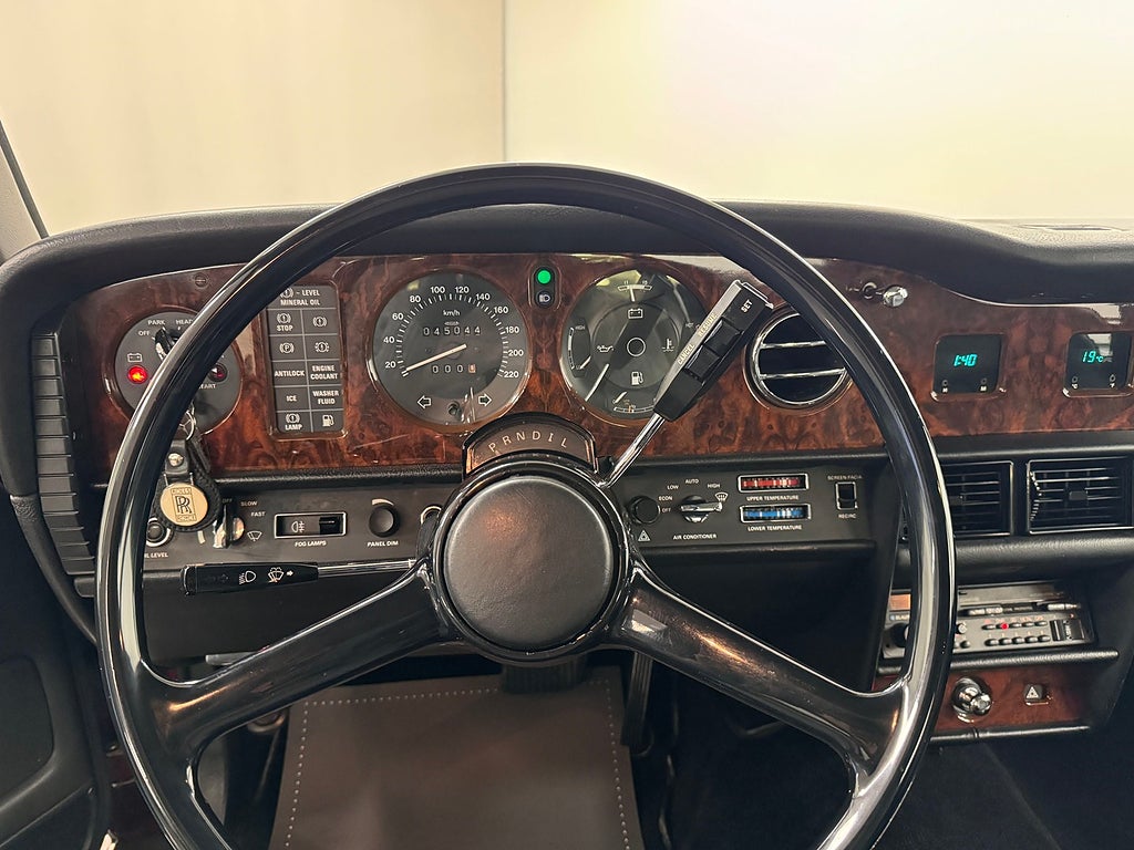 Rolls-Royce Silver Spur 1988 - miniatyr 10