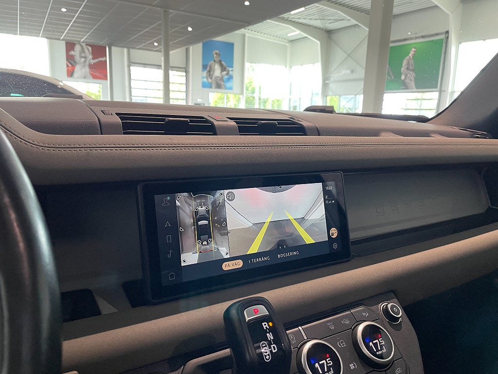 Land Rover Defender 2020 - miniatyr 12