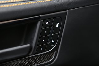 SUV Porsche Cayenne 10 av 27