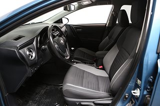 Halvkombi Toyota Auris 10 av 23