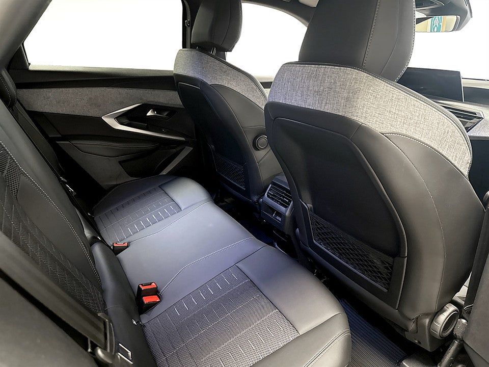 Bild på Peugeot 3008 GT Hybrid 145hk Aut B-KAMERA CARPLAY