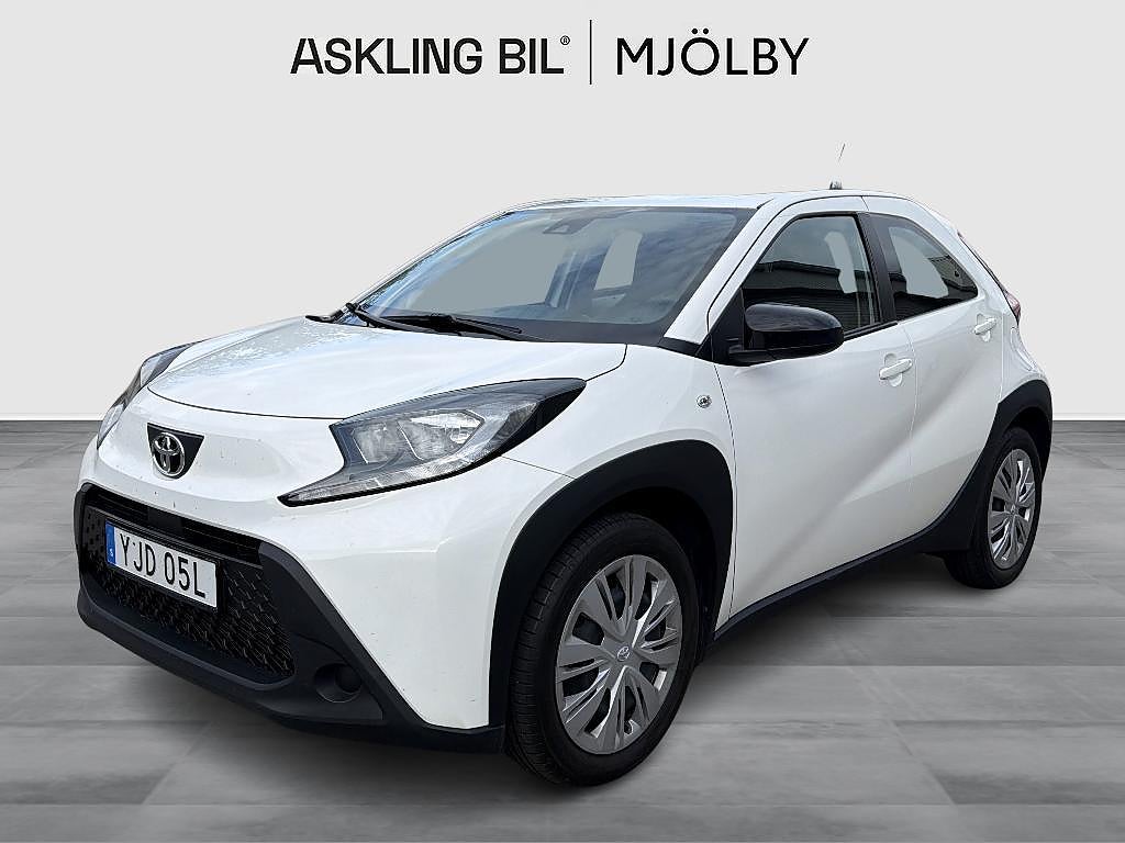 Toyota Aygo X 1.0 M5 PLAY Backkamera Adaptiv farthållare 
