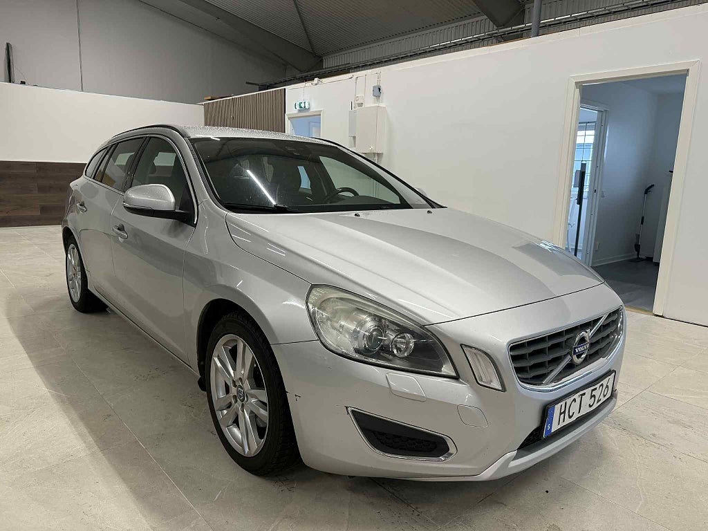 Volvo V60 D3 Automat Dragkrok Bluetooth PDC 