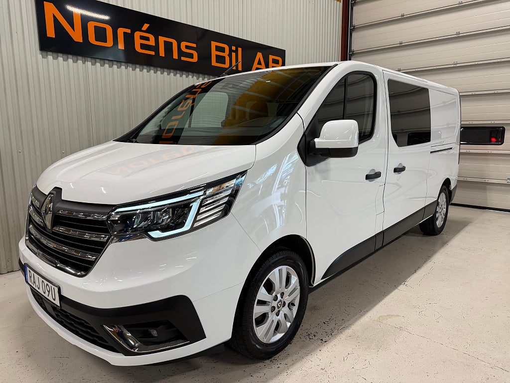 Renault trafic 2.0 Blue dCi 150Hk 6-SITSIG DUBBELHYTT LEASBAR/MOMS!!