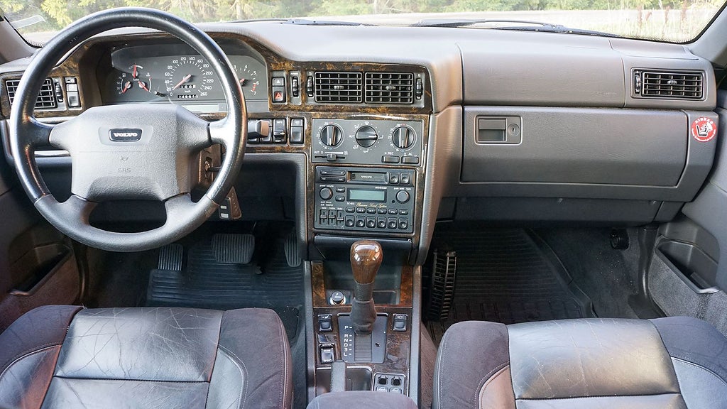 Genom åren har Volvon endast haft tre olika ägare. Foto: Bilweb Auctions. 